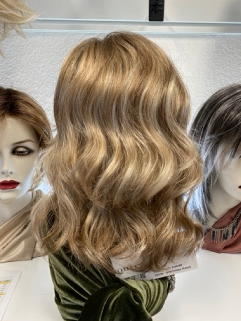 Caelen | Synthetic Wig (Basic Cap) |Shaded Praline/12FS8