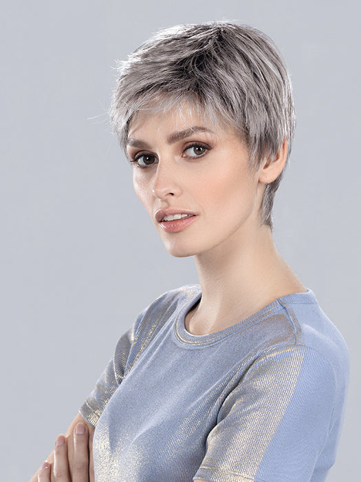 DEBBIE by Ellen Wille in METALLIC GREY ROOTED 60.51 | Pearl White, Darkest/Lightest Brown with Grey Blend with Shaded Roots
