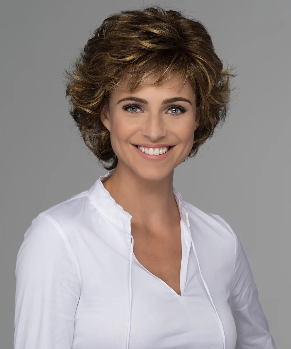 Diana shown in CARAMELKISS