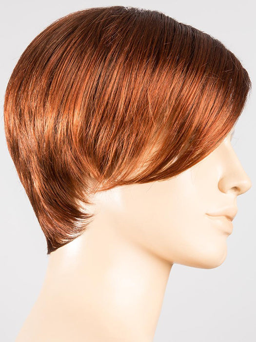 AUBURN ROOTED 33.130.4 | Dark Auburn, Deep Copper Brown, and Darkest Brown Blend with Shaded Roots