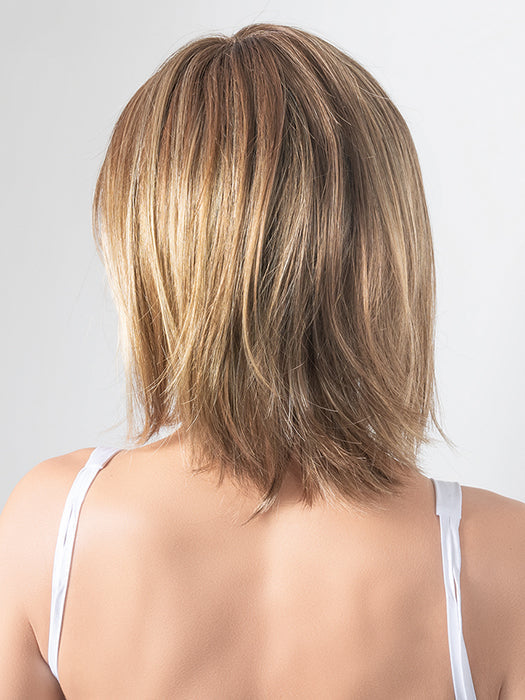 ICONE DELUXE by ELLEN WILLE in LIGHT BERNSTEIN ROOTED 12.26.27 | Lightest Brown, Light Golden Blonde, and Dark Strawberry Blonde Blend with Shaded Roots