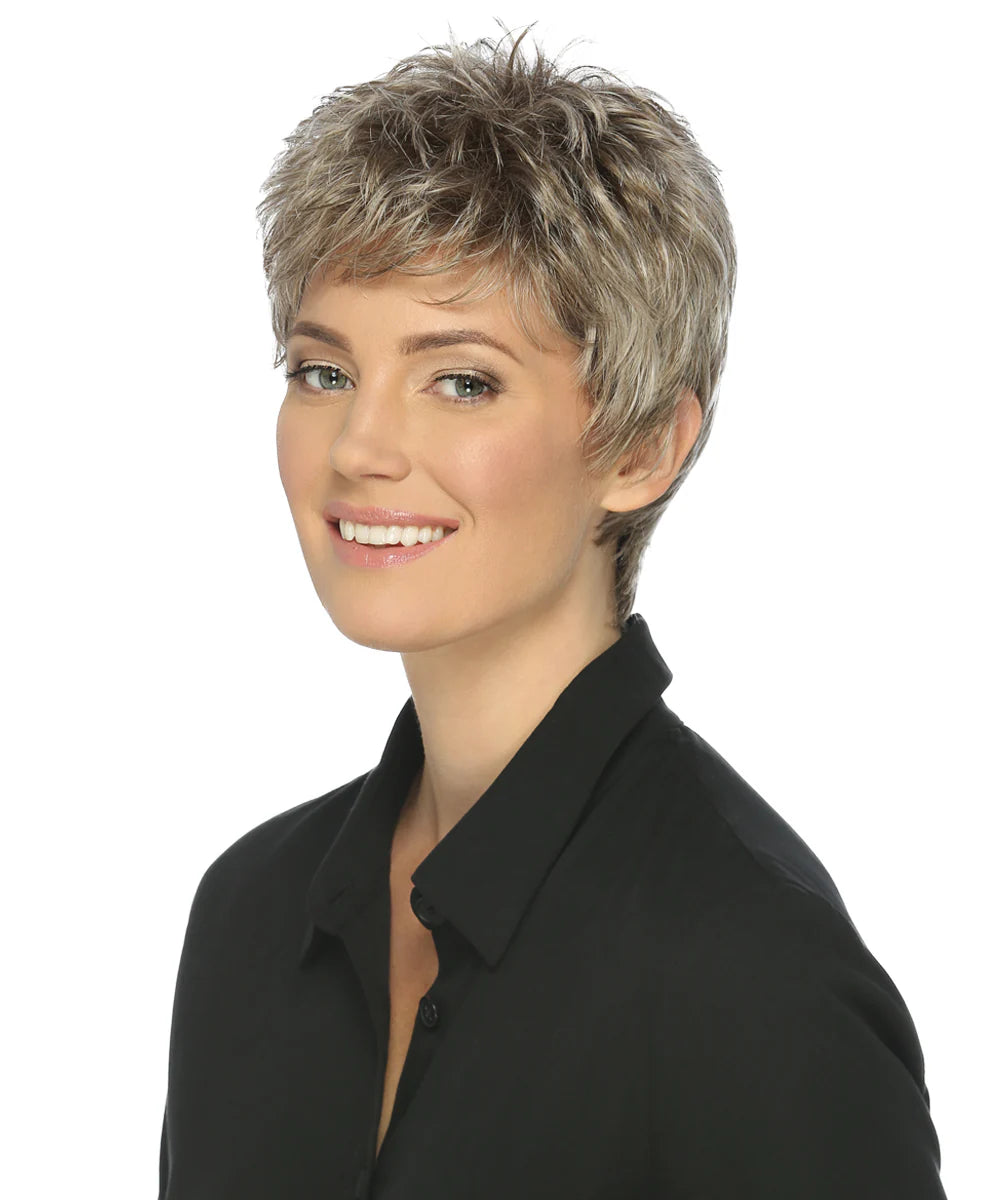 Vikki shown in R17/101