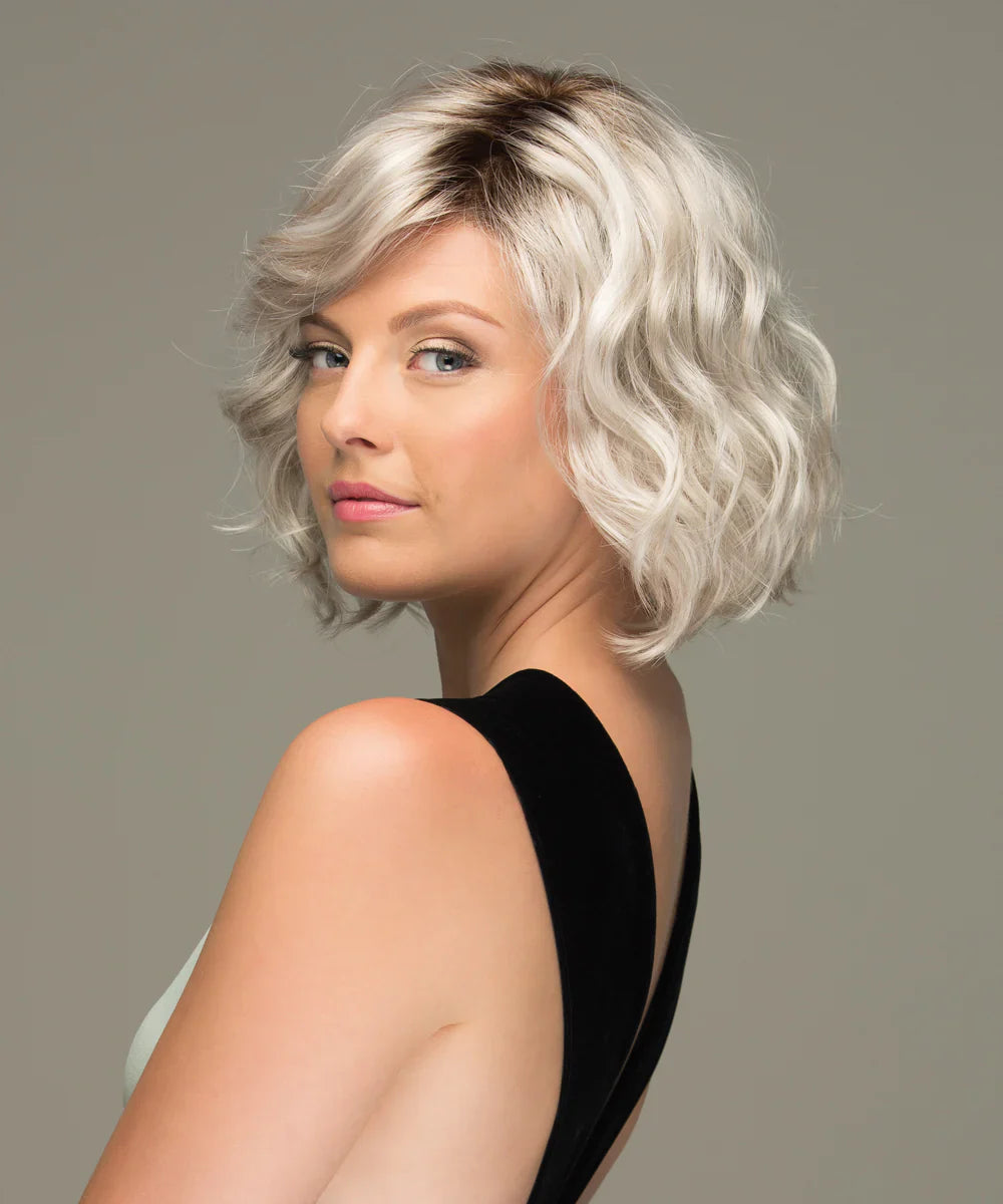 Violet shown in SILVERSUNRT8